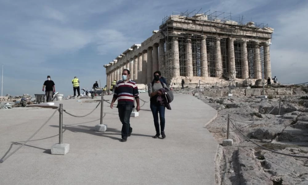 Υπ.Πολιτισμού: Απάντηση στο άρθρο της Liberation για το ''τσιμέντωμα'' της Ακρόπολης